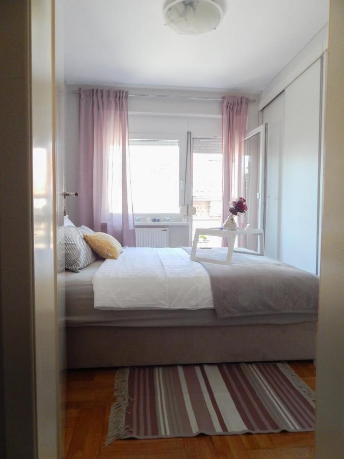 Quiet Center Apartment Sremska Mitrovica Exterior foto