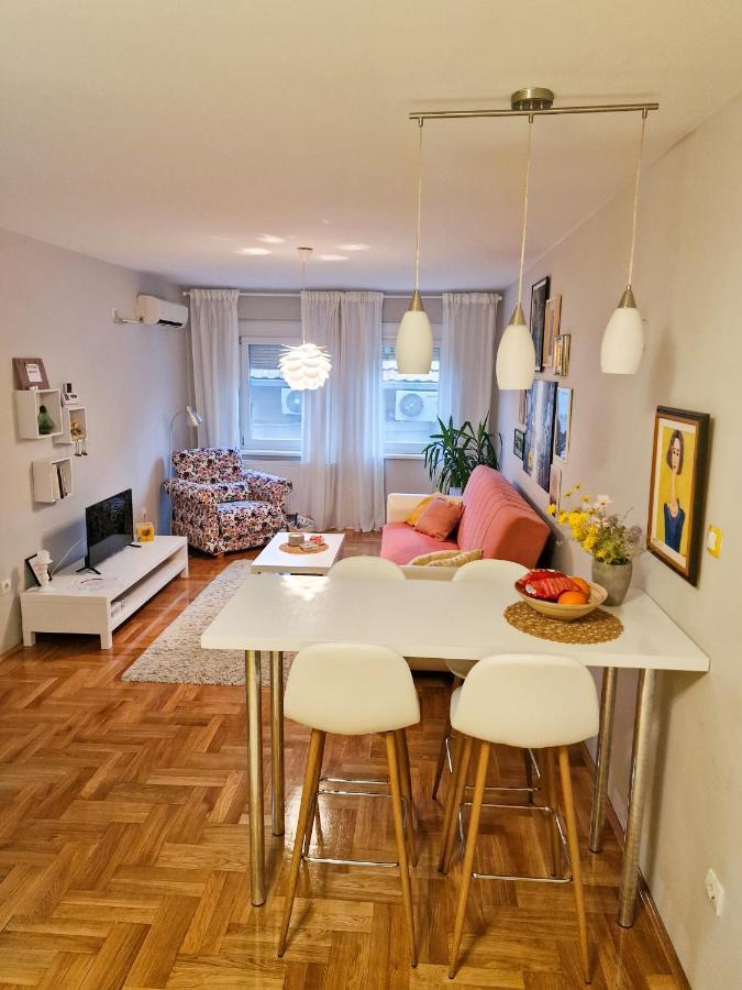 Quiet Center Apartment Sremska Mitrovica Exterior foto