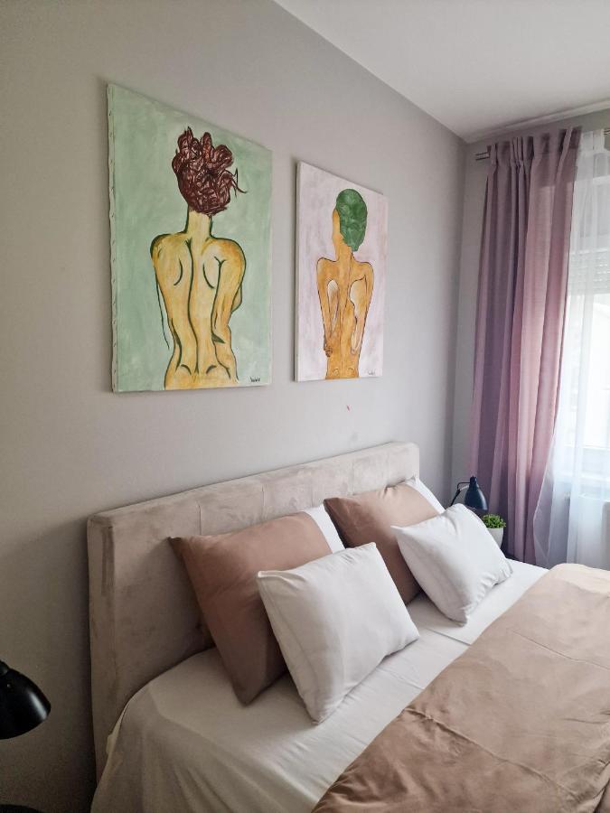 Quiet Center Apartment Sremska Mitrovica Exterior foto