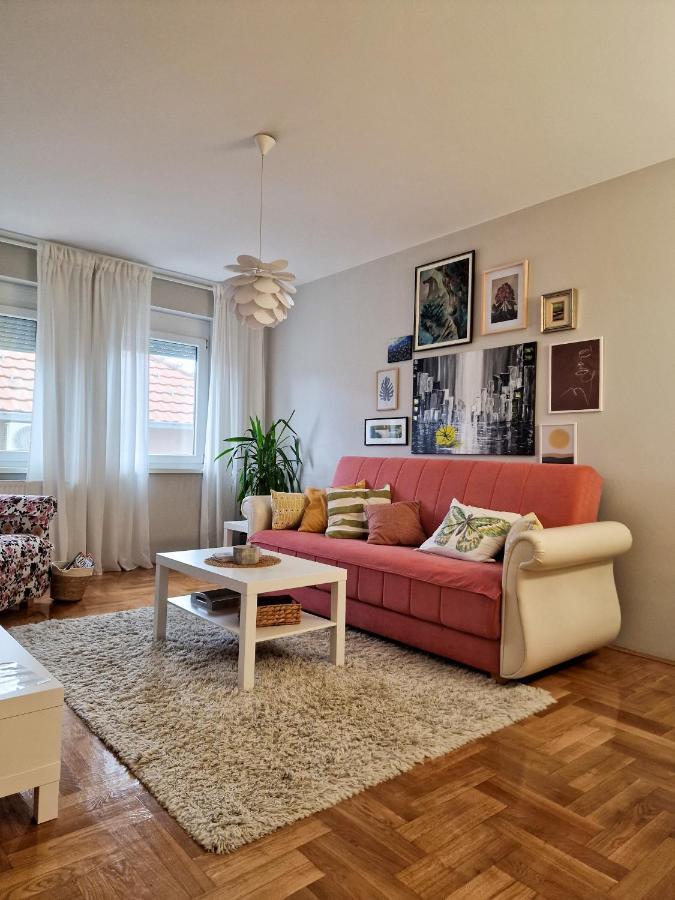 Quiet Center Apartment Sremska Mitrovica Exterior foto